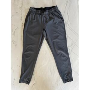 Travis Mathew Travel Pant, Dark Grey Men Size L easy movement / breathe easy